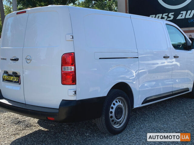Белый Опель Виваро, объемом двигателя 2 л и пробегом 158 тыс. км за 17300 $, фото 5 на Automoto.ua