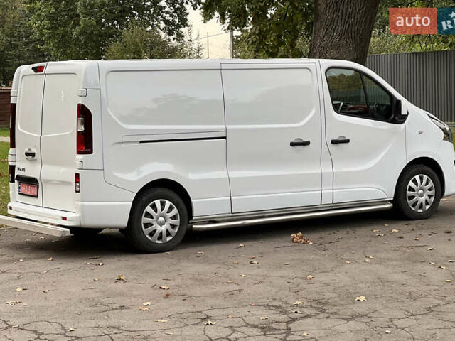Білий Опель Віваро, об'ємом двигуна 1.6 л та пробігом 231 тис. км за 17990 $, фото 7 на Automoto.ua