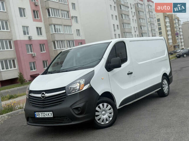 Белый Опель Виваро, объемом двигателя 1.6 л и пробегом 195 тыс. км за 13500 $, фото 23 на Automoto.ua