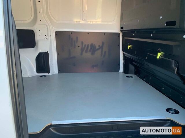 Белый Опель Виваро, объемом двигателя 2 л и пробегом 158 тыс. км за 17300 $, фото 14 на Automoto.ua