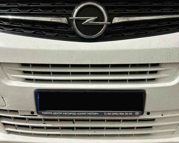 Белый Опель Виваро, объемом двигателя 2 л и пробегом 240 тыс. км за 21699 $, фото 37 на Automoto.ua