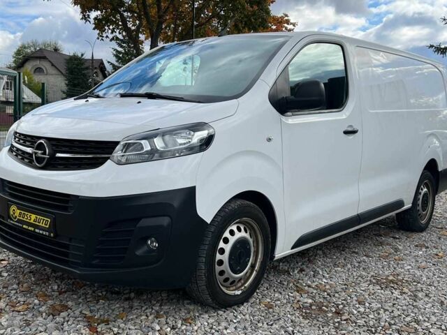 Білий Опель Віваро, об'ємом двигуна 2 л та пробігом 158 тис. км за 17600 $, фото 2 на Automoto.ua