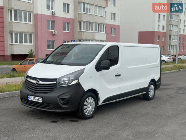 Белый Опель Виваро, объемом двигателя 1.6 л и пробегом 195 тыс. км за 13500 $, фото 18 на Automoto.ua