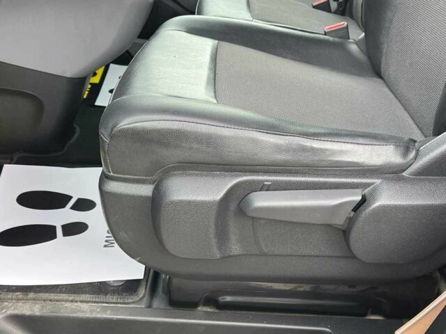 Білий Опель Віваро, об'ємом двигуна 2 л та пробігом 158 тис. км за 17600 $, фото 16 на Automoto.ua