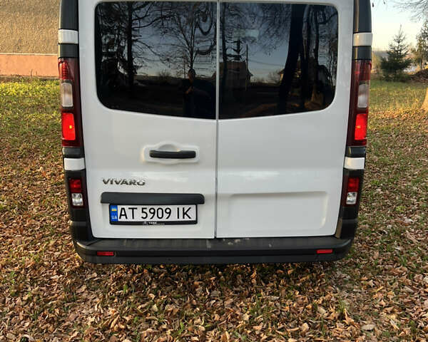 Білий Опель Віваро, об'ємом двигуна 1.6 л та пробігом 186 тис. км за 20800 $, фото 6 на Automoto.ua