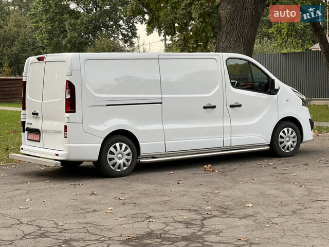 Білий Опель Віваро, об'ємом двигуна 1.6 л та пробігом 231 тис. км за 17990 $, фото 8 на Automoto.ua