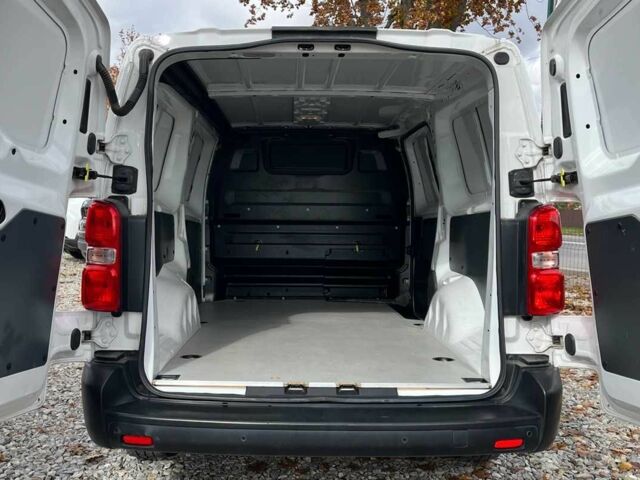 Білий Опель Віваро, об'ємом двигуна 2 л та пробігом 158 тис. км за 17600 $, фото 18 на Automoto.ua