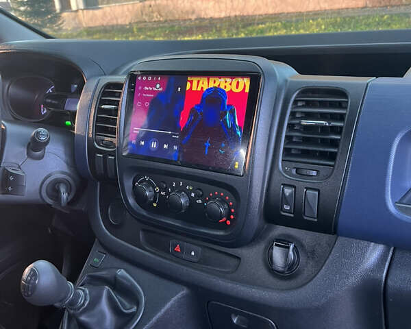 Білий Опель Віваро, об'ємом двигуна 1.6 л та пробігом 186 тис. км за 20800 $, фото 16 на Automoto.ua