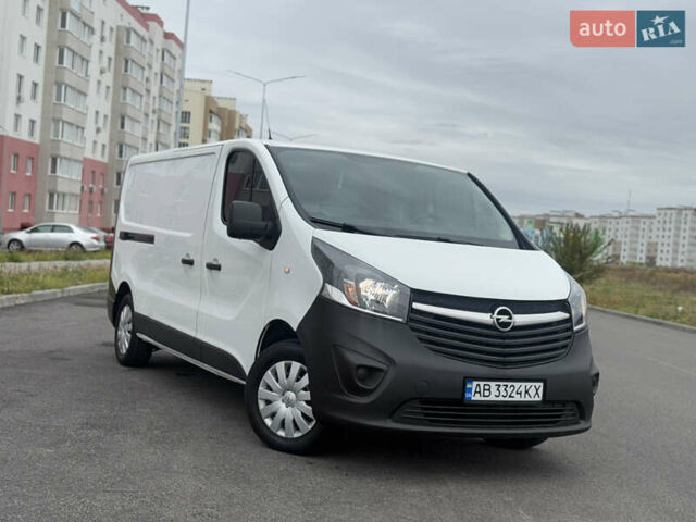 Белый Опель Виваро, объемом двигателя 1.6 л и пробегом 195 тыс. км за 13500 $, фото 22 на Automoto.ua