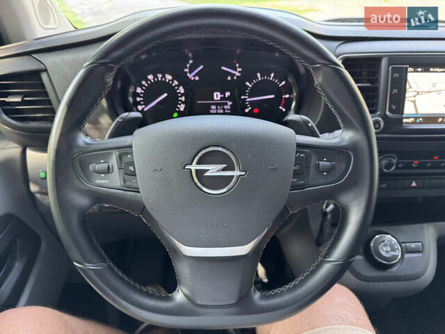 Белый Опель Виваро, объемом двигателя 2 л и пробегом 130 тыс. км за 28700 $, фото 30 на Automoto.ua