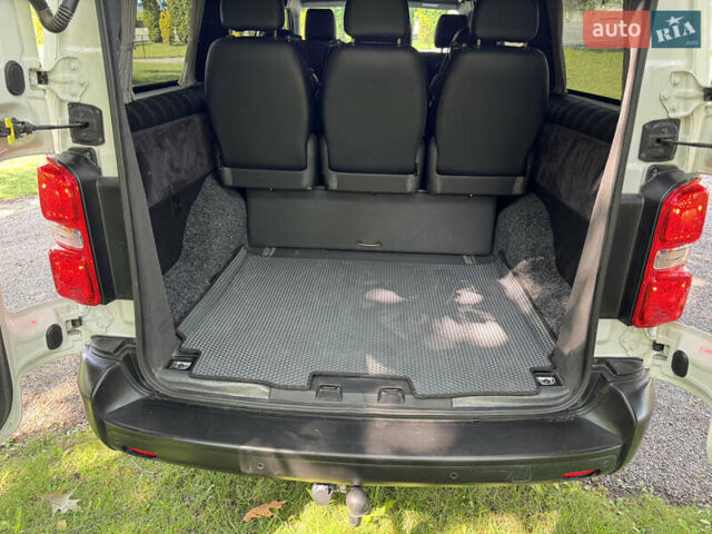 Белый Опель Виваро, объемом двигателя 2 л и пробегом 130 тыс. км за 28700 $, фото 16 на Automoto.ua