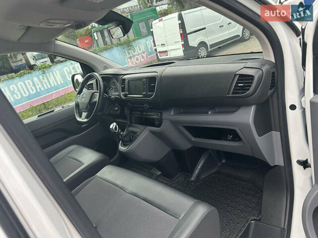 Белый Опель Виваро, объемом двигателя 2 л и пробегом 219 тыс. км за 17900 $, фото 32 на Automoto.ua