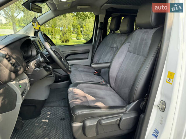 Белый Опель Виваро, объемом двигателя 2 л и пробегом 130 тыс. км за 28700 $, фото 22 на Automoto.ua