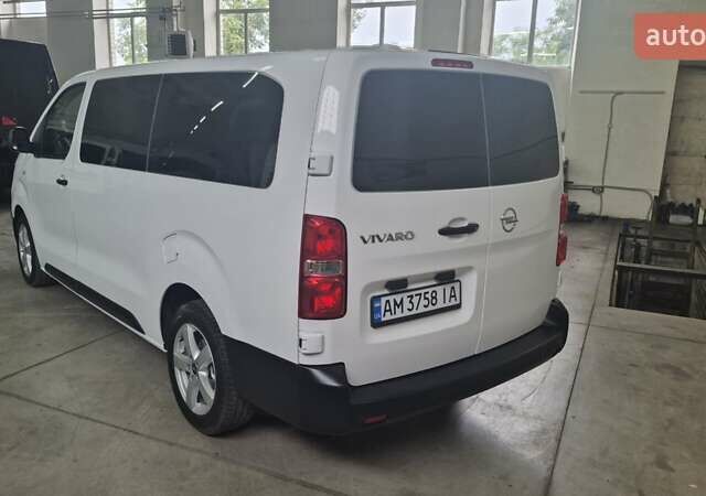 Белый Опель Виваро, объемом двигателя 2 л и пробегом 155 тыс. км за 21900 $, фото 11 на Automoto.ua