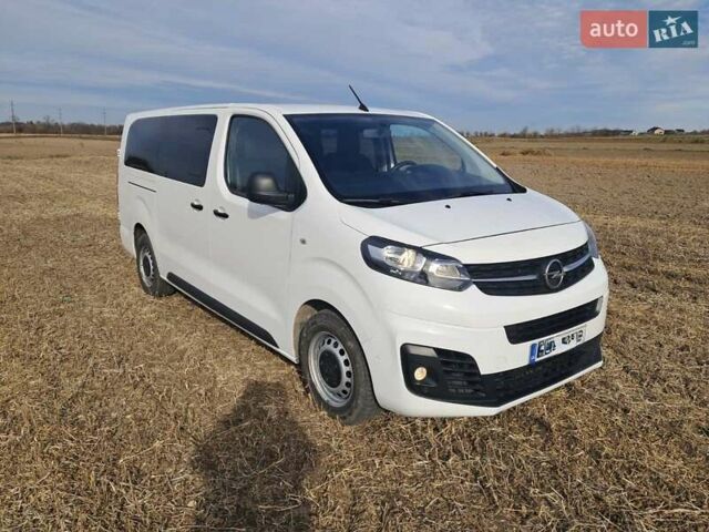 Белый Опель Виваро, объемом двигателя 2 л и пробегом 87 тыс. км за 24999 $, фото 5 на Automoto.ua