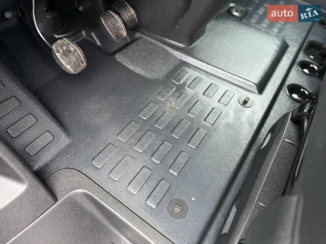 Белый Опель Виваро, объемом двигателя 1.5 л и пробегом 159 тыс. км за 19300 $, фото 38 на Automoto.ua