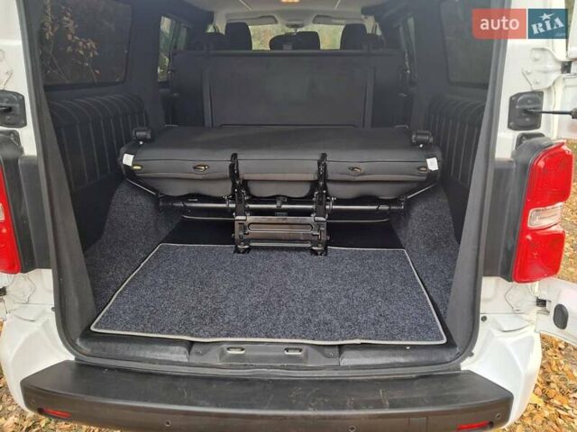 Белый Опель Виваро, объемом двигателя 2 л и пробегом 87 тыс. км за 24999 $, фото 28 на Automoto.ua