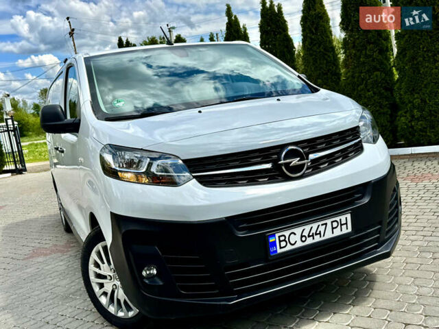 Білий Опель Віваро, об'ємом двигуна 2 л та пробігом 74 тис. км за 24999 $, фото 9 на Automoto.ua