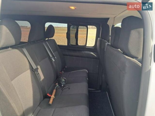 Белый Опель Виваро, объемом двигателя 2 л и пробегом 87 тыс. км за 24999 $, фото 22 на Automoto.ua