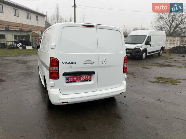 Белый Опель Виваро, объемом двигателя 1.5 л и пробегом 159 тыс. км за 19300 $, фото 19 на Automoto.ua