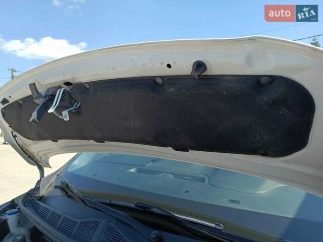 Білий Опель Віваро, об'ємом двигуна 2 л та пробігом 153 тис. км за 26500 $, фото 43 на Automoto.ua