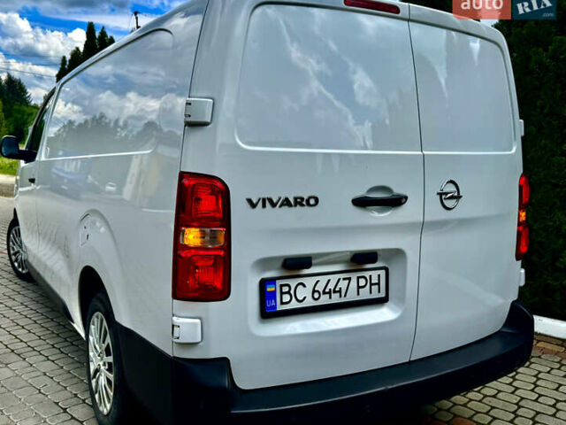 Білий Опель Віваро, об'ємом двигуна 2 л та пробігом 74 тис. км за 24999 $, фото 31 на Automoto.ua