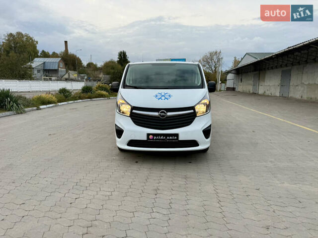 Белый Опель Виваро, объемом двигателя 1.6 л и пробегом 237 тыс. км за 17900 $, фото 9 на Automoto.ua