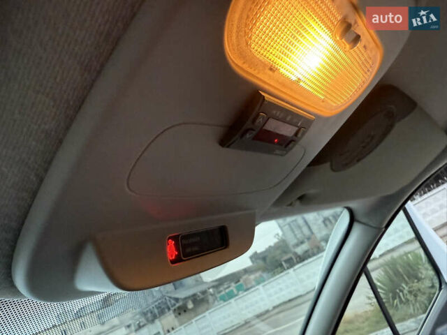 Белый Опель Виваро, объемом двигателя 1.6 л и пробегом 237 тыс. км за 17900 $, фото 31 на Automoto.ua