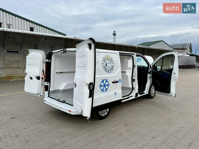 Белый Опель Виваро, объемом двигателя 1.6 л и пробегом 237 тыс. км за 17900 $, фото 15 на Automoto.ua