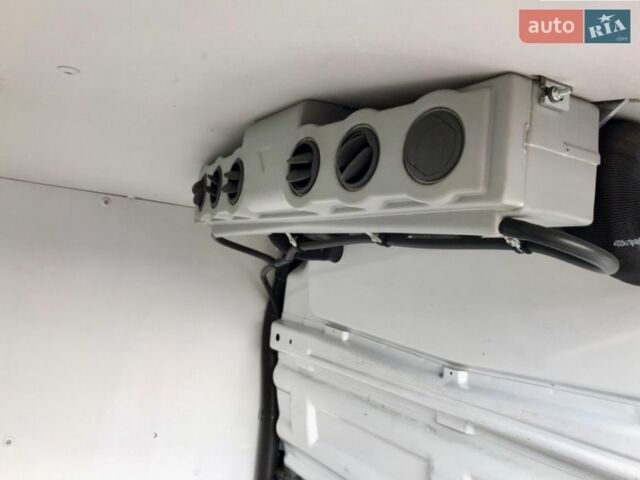 Белый Опель Виваро, объемом двигателя 1.6 л и пробегом 365 тыс. км за 13500 $, фото 8 на Automoto.ua