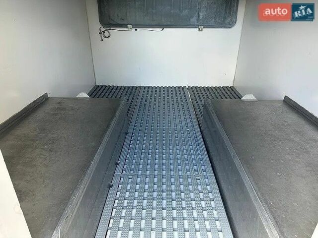 Белый Опель Виваро, объемом двигателя 1.6 л и пробегом 135 тыс. км за 16900 $, фото 9 на Automoto.ua