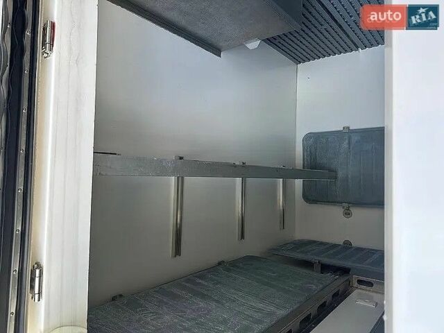 Белый Опель Виваро, объемом двигателя 1.6 л и пробегом 135 тыс. км за 16900 $, фото 11 на Automoto.ua