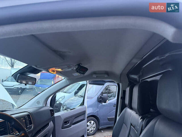 Білий Опель Віваро, об'ємом двигуна 2 л та пробігом 170 тис. км за 24900 $, фото 15 на Automoto.ua