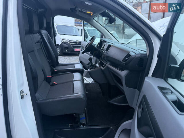 Білий Опель Віваро, об'ємом двигуна 2 л та пробігом 170 тис. км за 24900 $, фото 29 на Automoto.ua