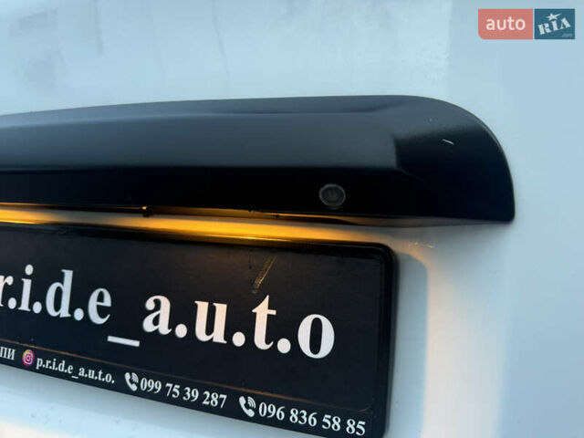 Білий Опель Віваро, об'ємом двигуна 2 л та пробігом 170 тис. км за 24900 $, фото 32 на Automoto.ua