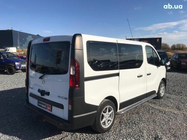 Белый Опель Виваро, объемом двигателя 1.6 л и пробегом 196 тыс. км за 14990 $, фото 5 на Automoto.ua