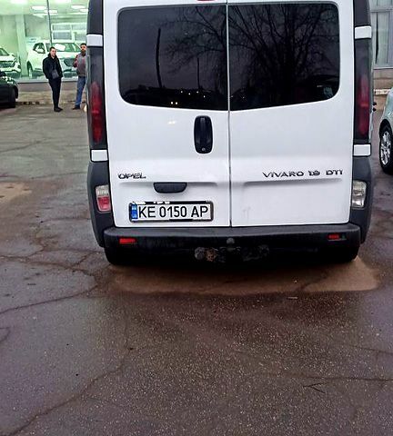 Опель Виваро 2003 в Киеве на Automoto.ua Белый Опель Виваро, объемом двигателя 1.9 л и пробегом 318 тыс. км за 6500 $, фото 5 на Automoto.ua