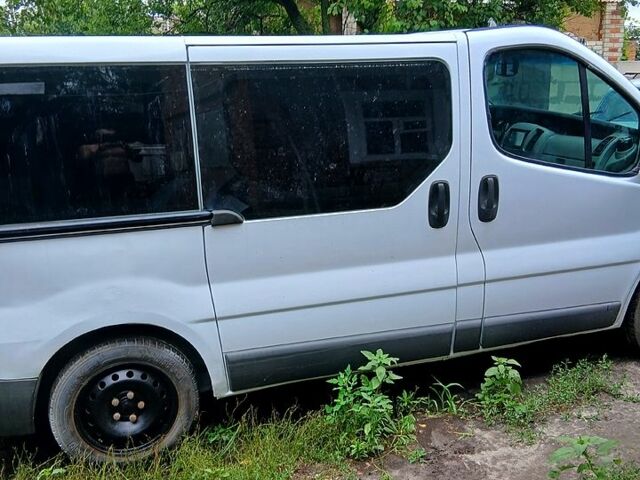 Белый Опель Виваро, объемом двигателя 1.9 л и пробегом 530 тыс. км за 5300 $, фото 12 на Automoto.ua