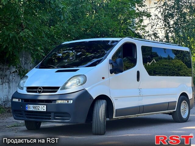 Білий Опель Віваро, об'ємом двигуна 1.9 л та пробігом 400 тис. км за 6500 $, фото 3 на Automoto.ua