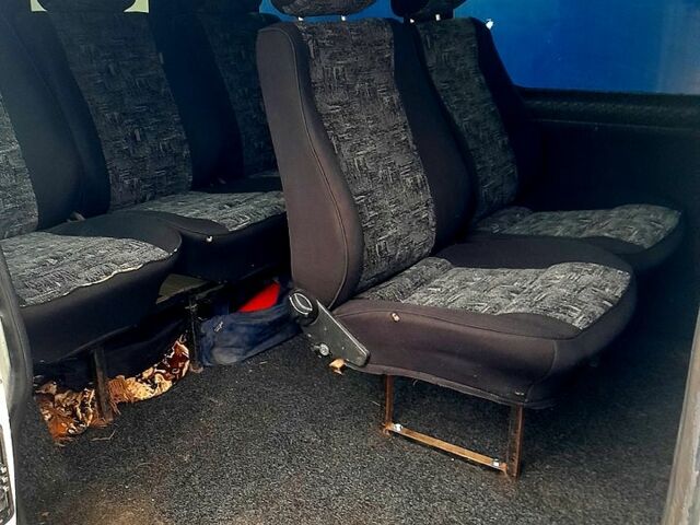 Білий Опель Віваро, об'ємом двигуна 1.9 л та пробігом 241 тис. км за 7000 $, фото 3 на Automoto.ua