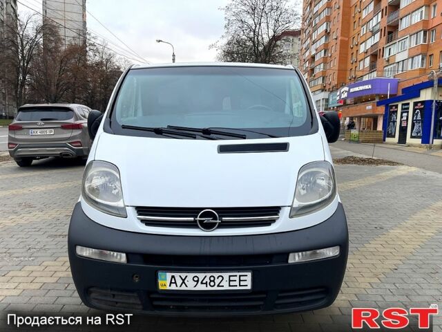 Білий Опель Віваро, об'ємом двигуна 1.9 л та пробігом 347 тис. км за 7500 $, фото 1 на Automoto.ua