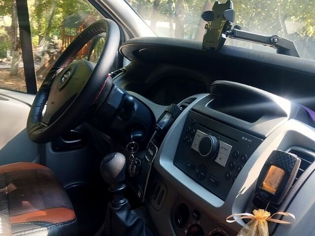 Белый Опель Виваро, объемом двигателя 2 л и пробегом 0 тыс. км за 8500 $, фото 7 на Automoto.ua