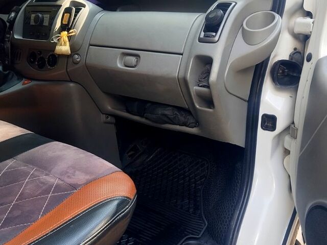 Белый Опель Виваро, объемом двигателя 2 л и пробегом 0 тыс. км за 8500 $, фото 8 на Automoto.ua