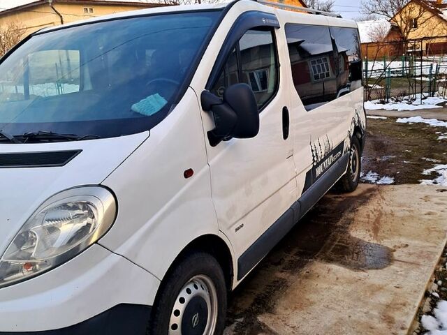 Белый Опель Виваро, объемом двигателя 2 л и пробегом 0 тыс. км за 8000 $, фото 4 на Automoto.ua