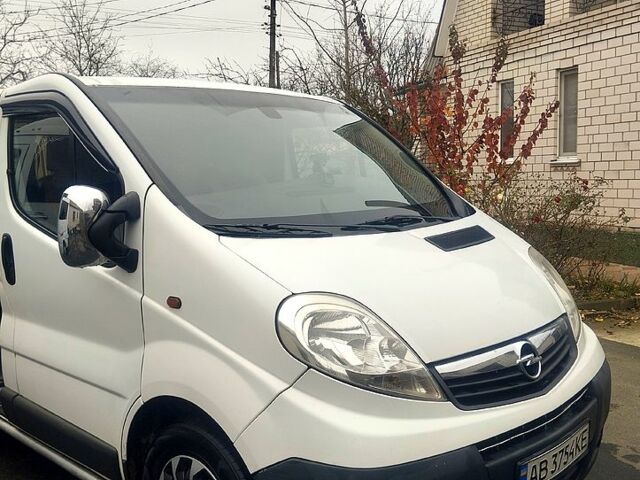 Белый Опель Виваро, объемом двигателя 2 л и пробегом 0 тыс. км за 8500 $, фото 1 на Automoto.ua