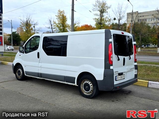 Опель Віваро 2013 у Харкові на Automoto.ua Білий Опель Віваро, об'ємом двигуна 2 л та пробігом 385 тис. км за 12700 $, фото 1 на Automoto.ua