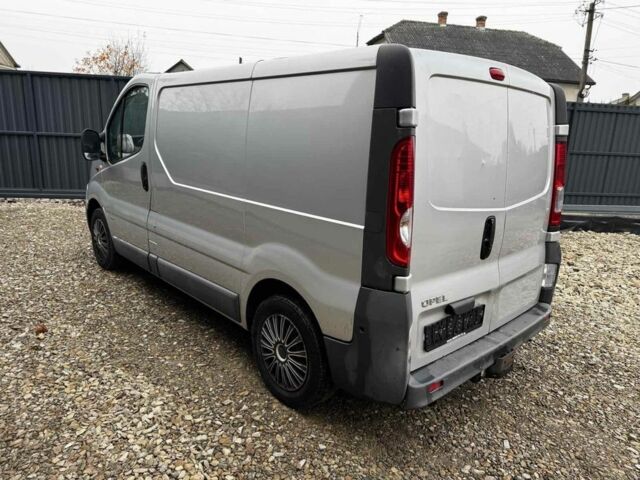 Бежевий Опель Віваро, об'ємом двигуна 2 л та пробігом 275 тис. км за 3500 $, фото 2 на Automoto.ua