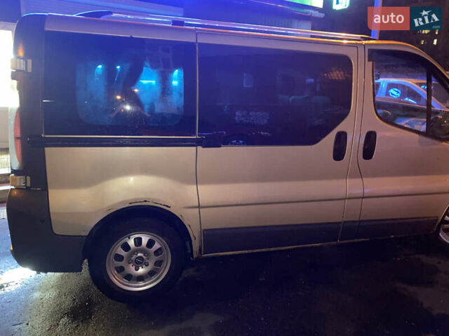 Бежевый Опель Виваро, объемом двигателя 1.87 л и пробегом 495 тыс. км за 5499 $, фото 3 на Automoto.ua