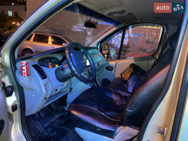 Бежевый Опель Виваро, объемом двигателя 1.87 л и пробегом 495 тыс. км за 5499 $, фото 8 на Automoto.ua