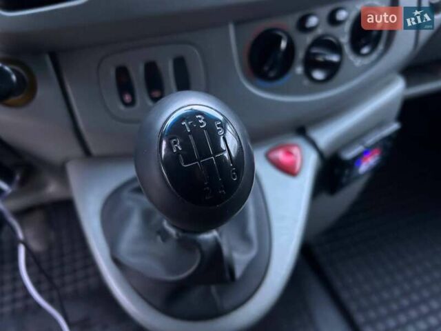 Бежевий Опель Віваро, об'ємом двигуна 1.87 л та пробігом 495 тис. км за 6290 $, фото 15 на Automoto.ua